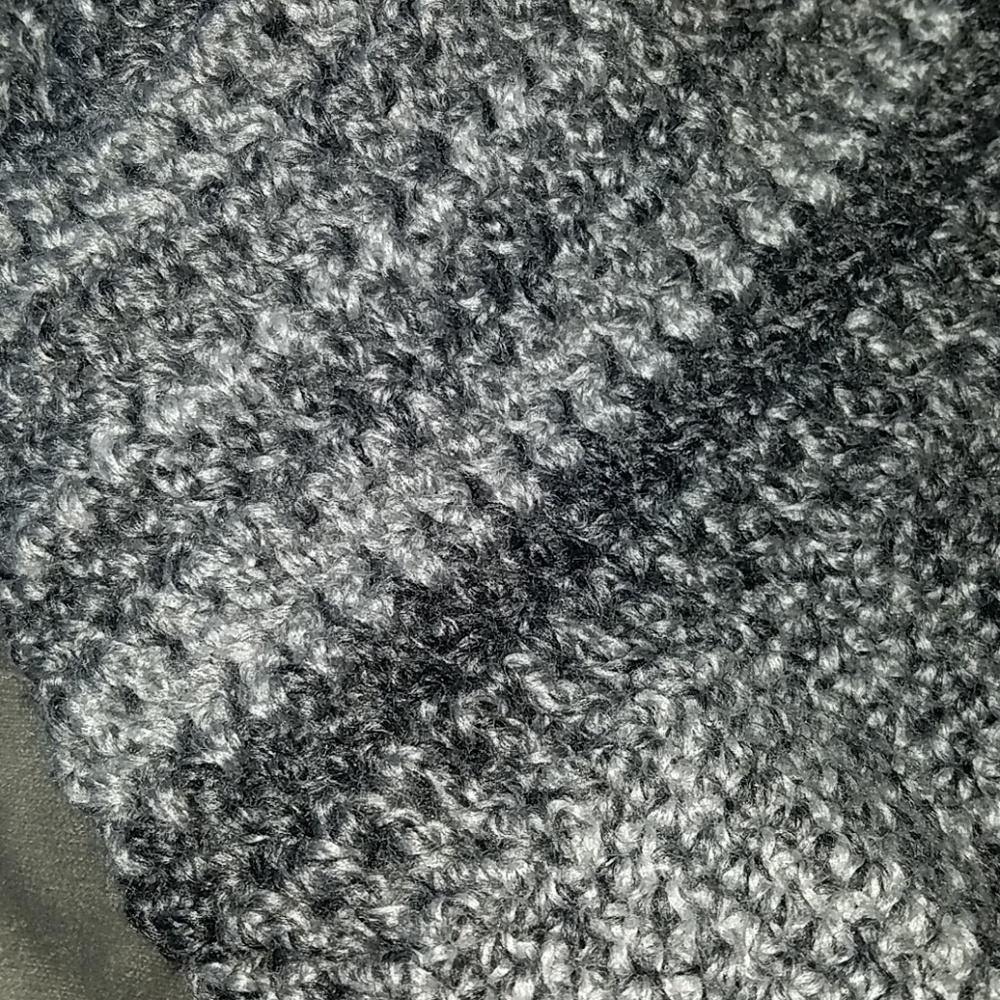 Handmade beanie - Picture 4 of 6
